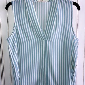 La Miel, very fashionable top. NEVER WORN !